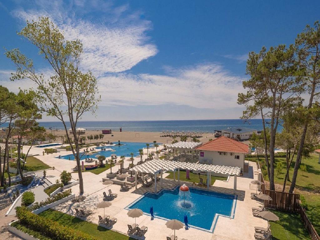 azul-beach-resort-montenegro-jadran-crna-gora-centrotours-ljeto